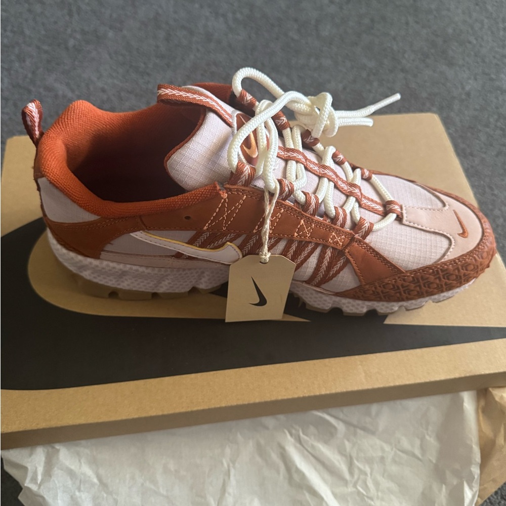 Nike Air Humara FM Sneakers